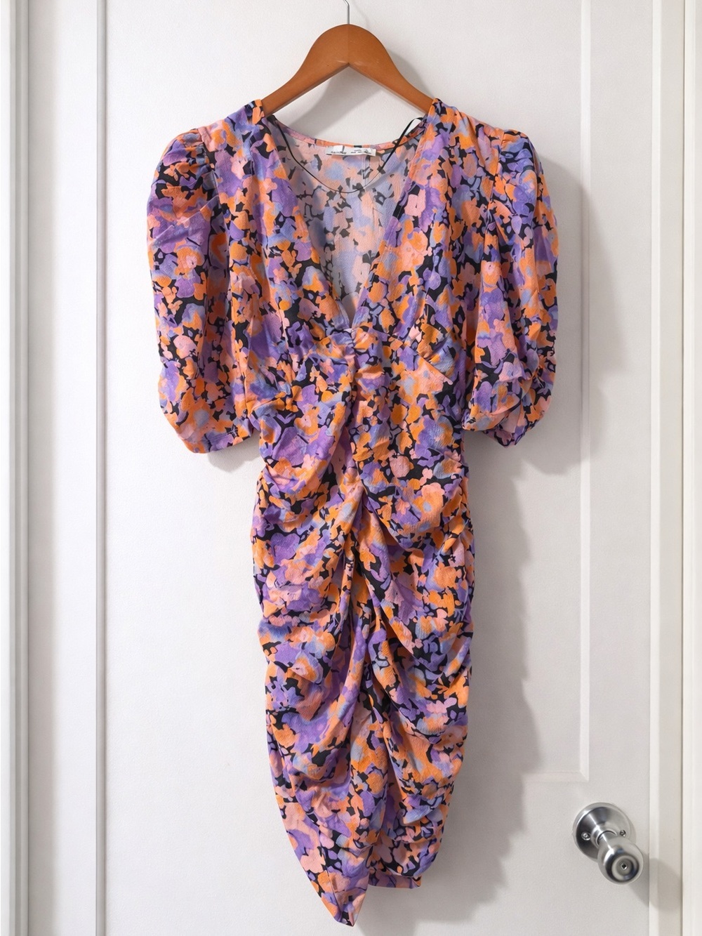 Pull&Bear Floral Ruched Midi Dress Puff Sleeve Purple Orange Size S Bodycon - Picture 2 of 2